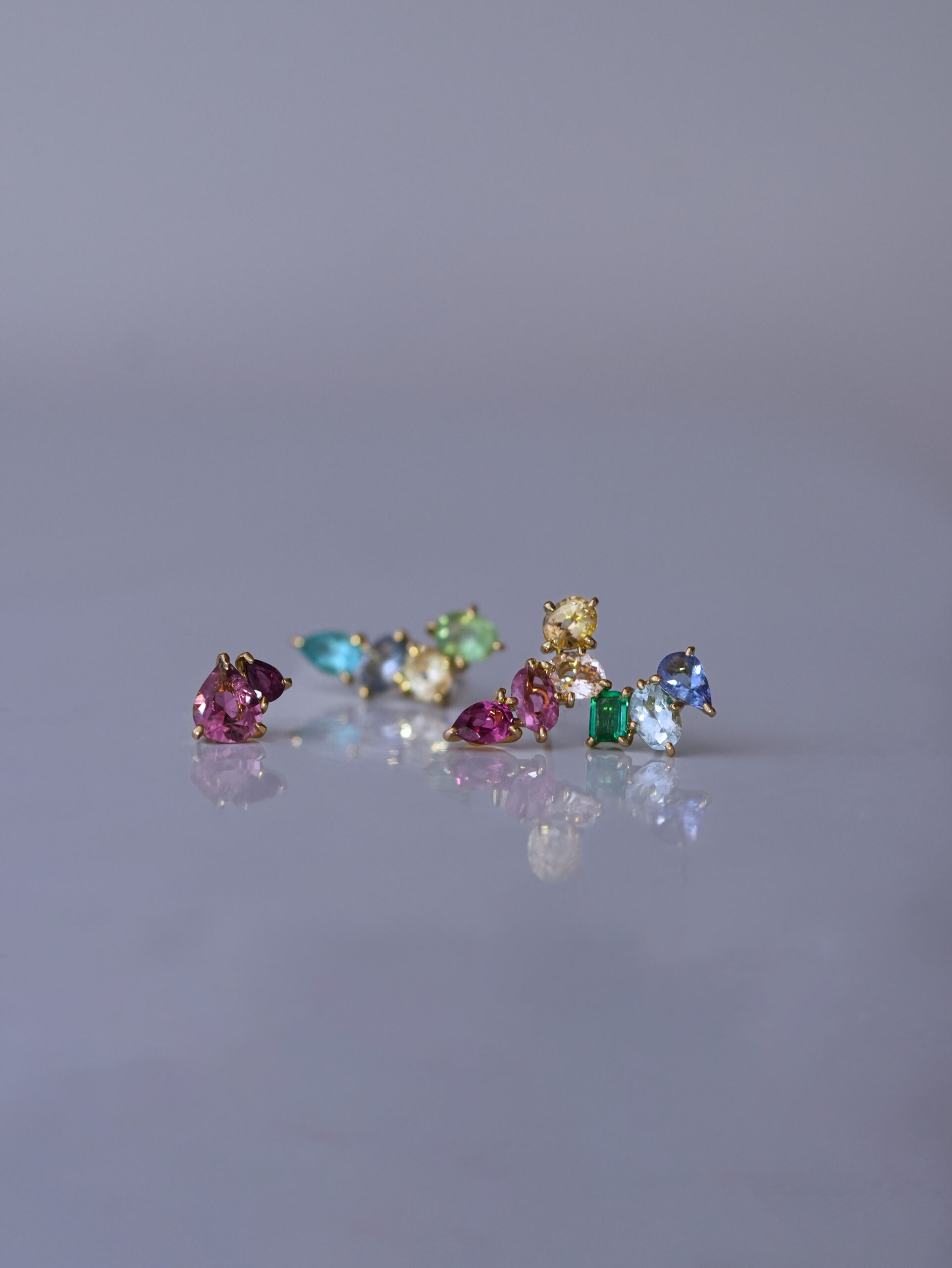 春色のカラフルピアス